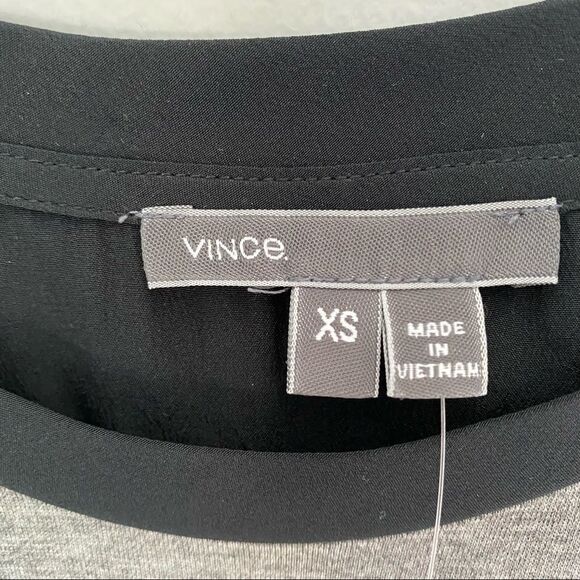 Vince Gray & Black Color Block Sleeveless Crew Neck Top - Picture 3 of 5